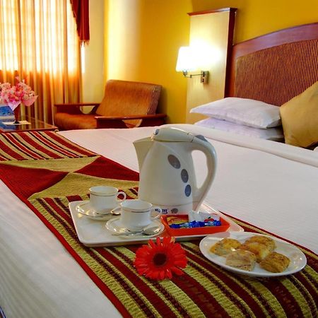 Ponmariresidency Hotel Ooty Ngoại thất bức ảnh