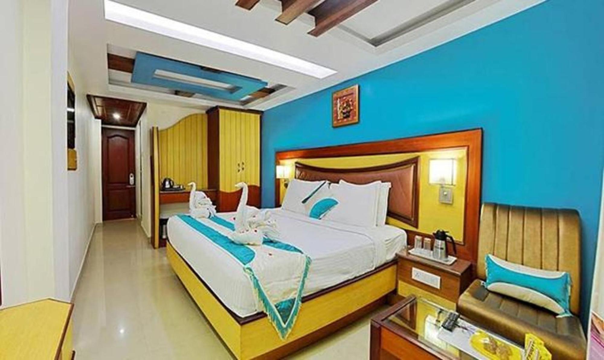 Ponmariresidency Hotel Ooty Ngoại thất bức ảnh