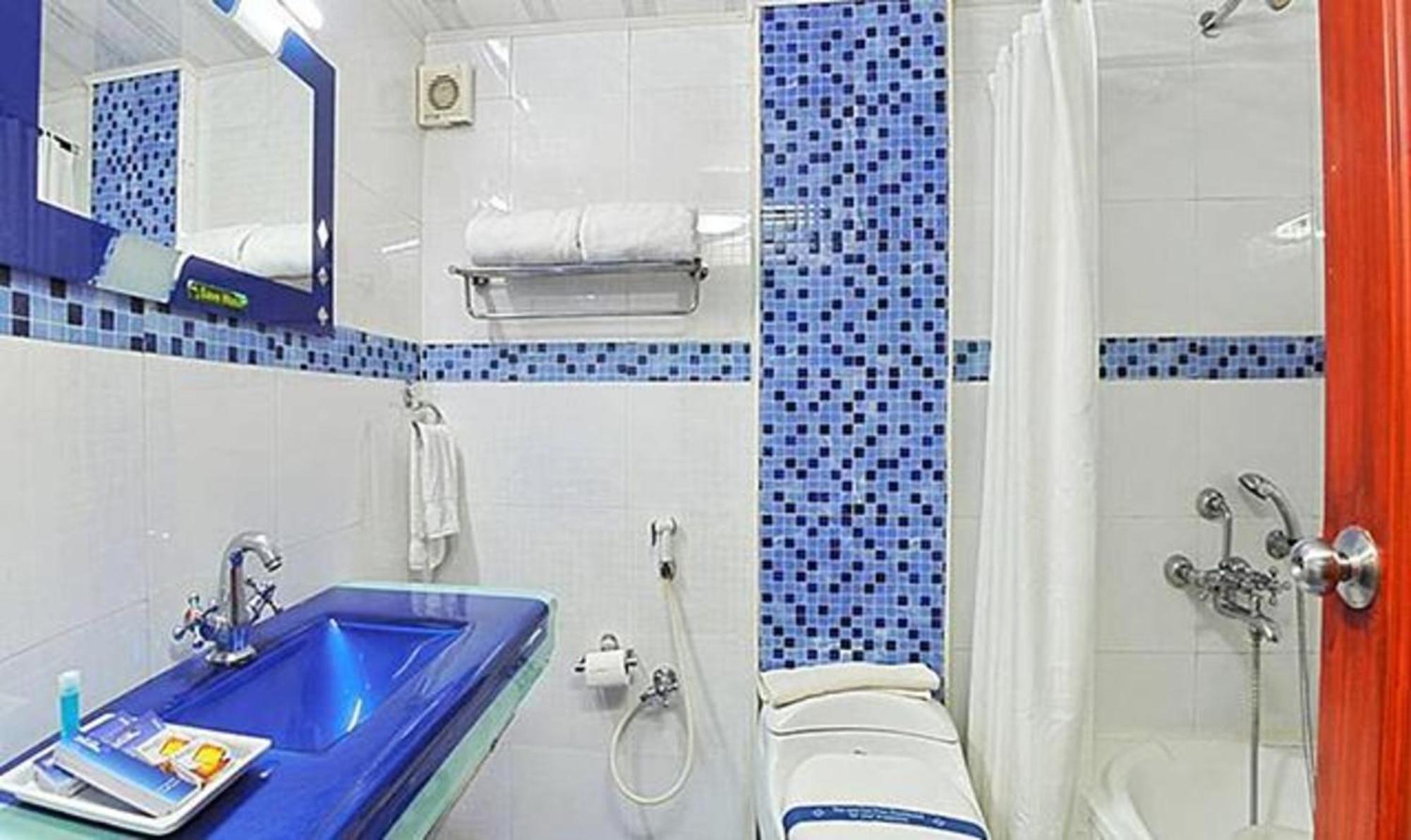 Ponmariresidency Hotel Ooty Ngoại thất bức ảnh