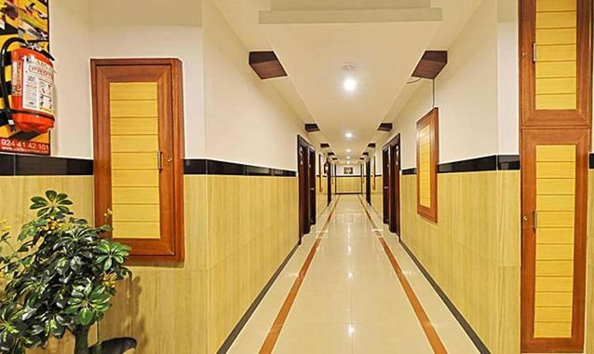 Ponmariresidency Hotel Ooty Ngoại thất bức ảnh