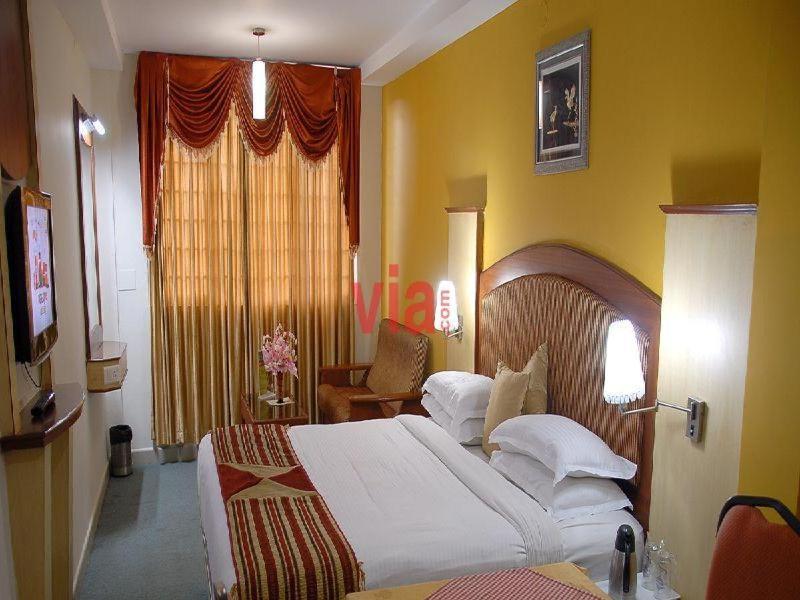 Ponmariresidency Hotel Ooty Ngoại thất bức ảnh