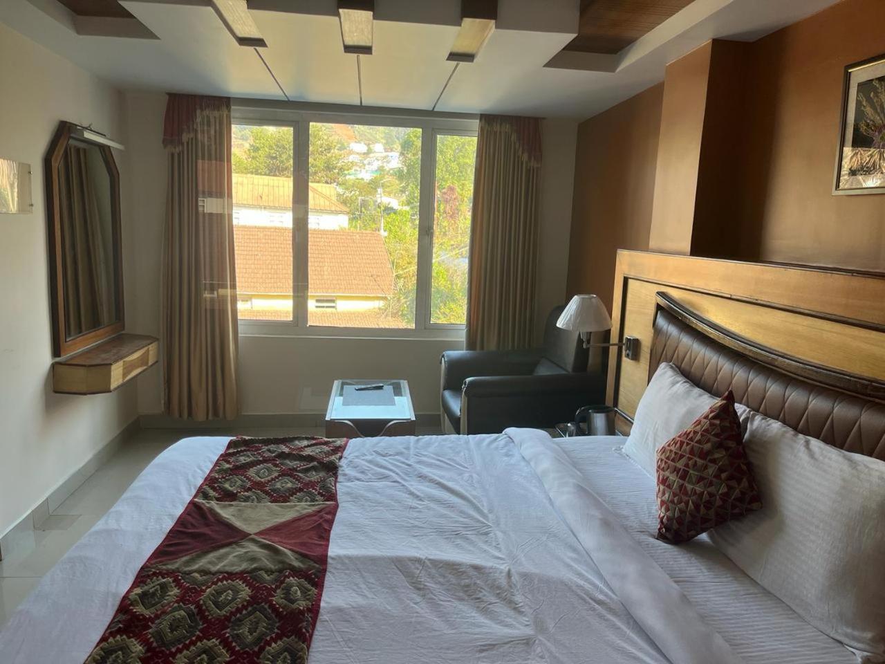 Ponmariresidency Hotel Ooty Ngoại thất bức ảnh