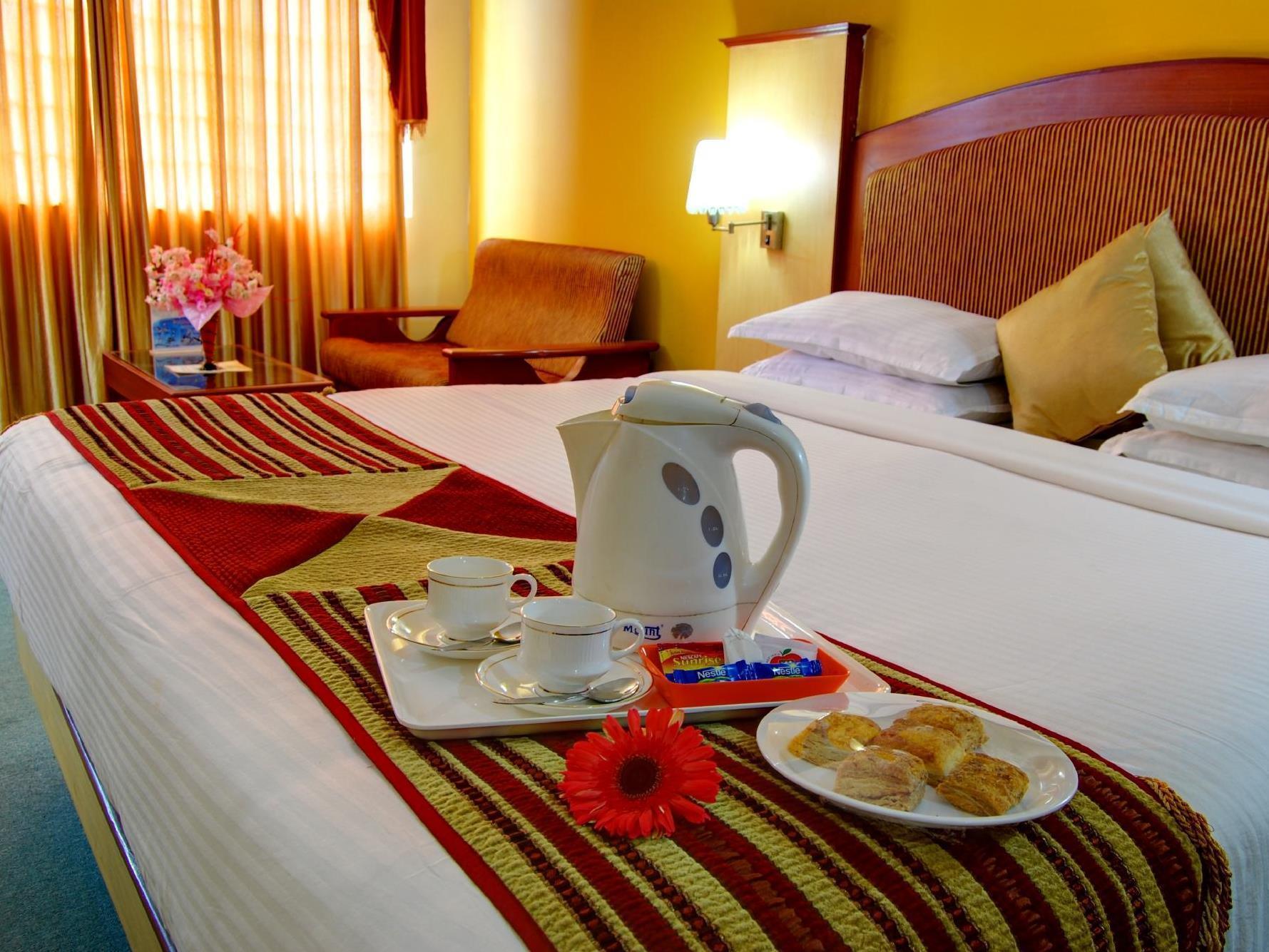 Ponmariresidency Hotel Ooty Ngoại thất bức ảnh