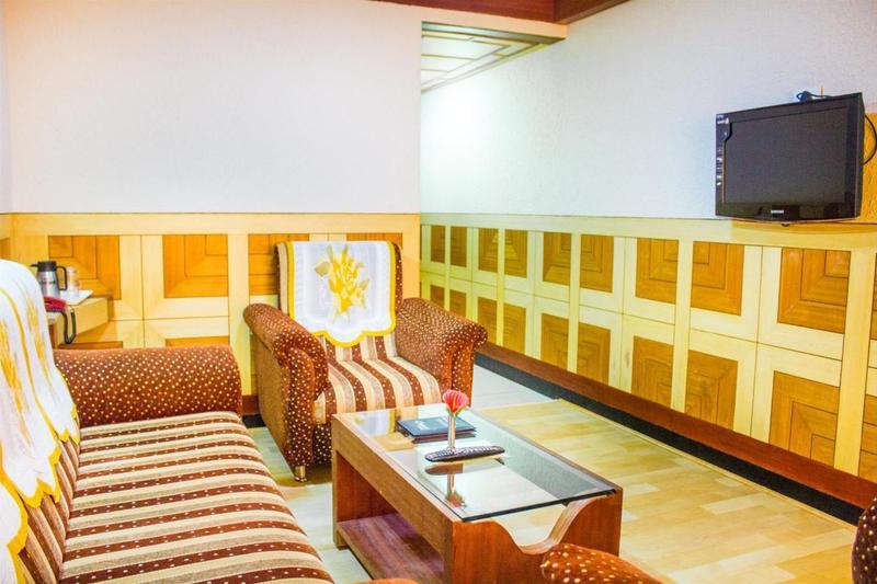 Ponmariresidency Hotel Ooty Ngoại thất bức ảnh